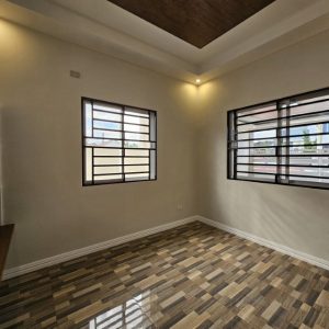 Modern 5-Bedroom Home in Angeles City_20