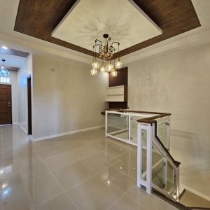 Modern 5-Bedroom Home in Angeles City_18
