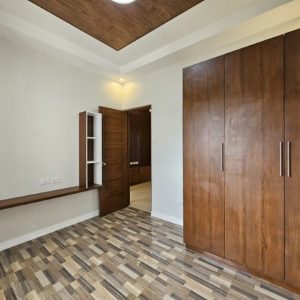 Modern 5-Bedroom Home in Angeles City_15