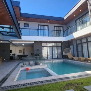 Modern 2-Storey Gem with Pool_50