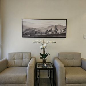 Modern 2-Storey Gem with Pool_27