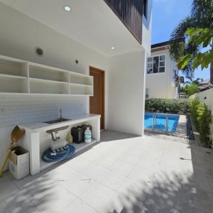 Sophisticated 3BR Home_30