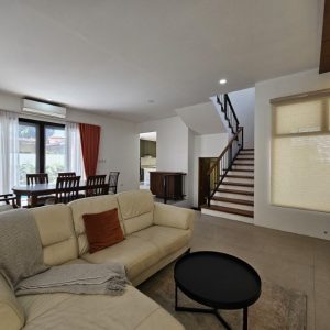 Sophisticated 3BR Home_28