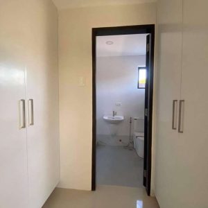 2_storey_house_in_town_and_country_homes 10