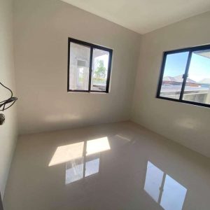 2_storey_house_in_town_and_country_homes 5