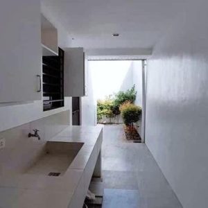 Charming Two-Storey Home Near Clark: Perfect Blend of Comfort and Convenience_2