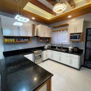 Stunning 4-Bedroom Home in Clark Manor Subdivision - Your Dream Oasis!_1380594869444964_8628657074764362271_n