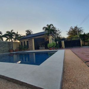 6 Bedroom Classic Mediterranean in Punta Verde 3