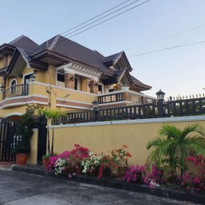 6 Bedroom Classic Mediterranean in Punta Verde 32