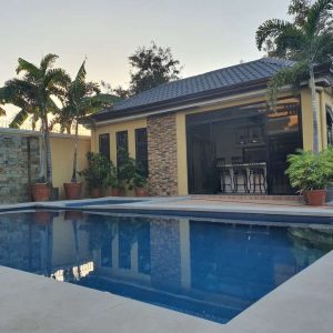 6 Bedroom Classic Mediterranean in Punta Verde 6