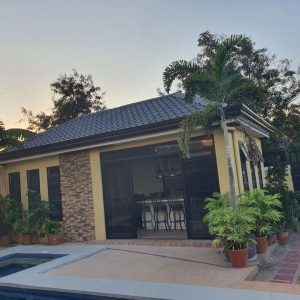 6 Bedroom Classic Mediterranean in Punta Verde 92