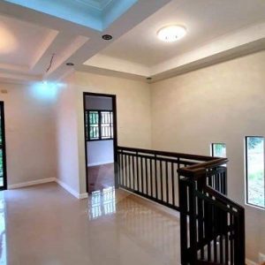 Luxury 3 Storey Oasis – 6 Bedroom Home with Pool at Unbeatable Price_1652975586929
