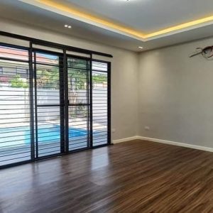 Elegance and Serenity Redefined: Brand New Bungalow House with Pool in Coveted Carmenville Subdivision_13