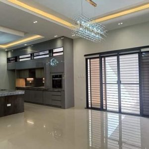 Elegance and Serenity Redefined: Brand New Bungalow House with Pool in Coveted Carmenville Subdivision_10