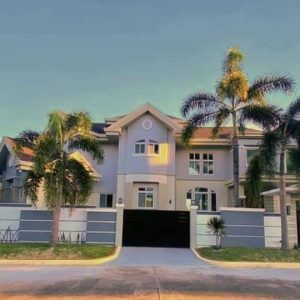 Immerse Yourself in the Lap of Luxury at this Magnificent 6- Bedroom House for Rent!FB_IMG_1687939324698