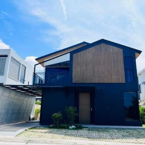 Contemporary Luxury Unleashed: Marquee Place 4BR Home with Pool_7