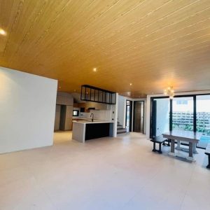 Contemporary Luxury Unleashed: Marquee Place 4BR Home with Pool_2