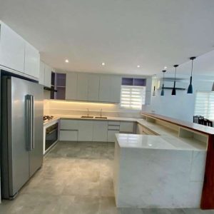 Modern Living at Its Best: 4-Bedroom Home with Pool in Pulu Amsic_28