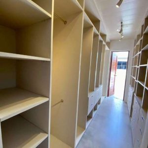 Modern Living at Its Best: 4-Bedroom Home with Pool in Pulu Amsic_19