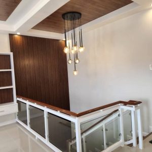 Family Area Modern Angeles House 1
