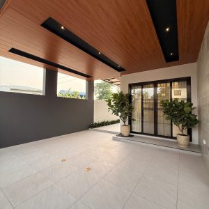 Brand-New Fully Furnished House for Sale in Clark Manor_32