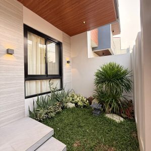 Brand-New Fully Furnished House for Sale in Clark Manor_31