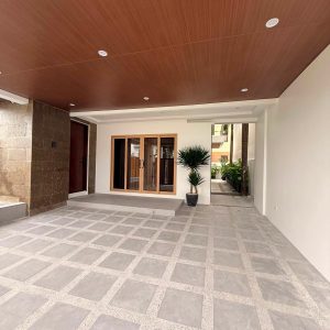 5 Bedroom Smart Home with Pool for Sale in Angeles City 2-bay Carport