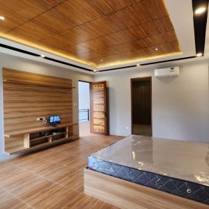 High-End 5BR House in Angeles - Pool, Gym & Stylish Design_114107