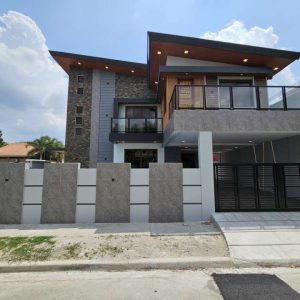 High-End 5BR House in Angeles - Pool, Gym & Stylish Design_121252