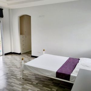 Immerse Yourself in the Lap of Luxury at this Magnificent 6- Bedroom House for Rent!IMG-0eee43fbb74d6a20f77264a2183a17ce-V