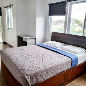 Immerse Yourself in the Lap of Luxury at this Magnificent 6- Bedroom House for Rent!IMG-325ddd9ca0b4b6c39ac2777ae01befc5-V