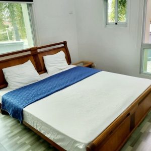 Immerse Yourself in the Lap of Luxury at this Magnificent 6- Bedroom House for Rent!IMG-35750a5db59d658e96189c035fc8f637-V