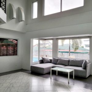 Immerse Yourself in the Lap of Luxury at this Magnificent 6- Bedroom House for Rent!IMG-a158010eb0b608f32ff7e63d2f9e2f8d-V