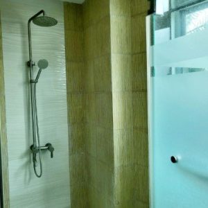 Immerse Yourself in the Lap of Luxury at this Magnificent 6- Bedroom House for Rent!IMG-b4282f71267cdda900a7fe0686d66a27-V