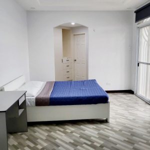 Immerse Yourself in the Lap of Luxury at this Magnificent 6- Bedroom House for Rent!IMG-c039beb0424a072da6e17b9c54a6777b-V