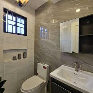 Luxury Home with Pool, 5 Bedrooms, Furnished Interiors, and Fully Equipped Kitchen_154503