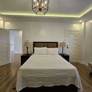 Luxury Home with Pool, 5 Bedrooms, Furnished Interiors, and Fully Equipped Kitchen_154954