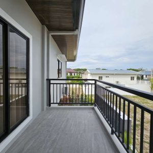 Luxury Home with Pool, 5 Bedrooms, Furnished Interiors, and Fully Equipped Kitchen_155009