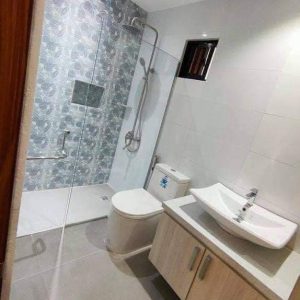 Modern Luxury 4-Bedroom Two-Storey House with Pool in Diamond Subdivision, Angeles City_1666500479834