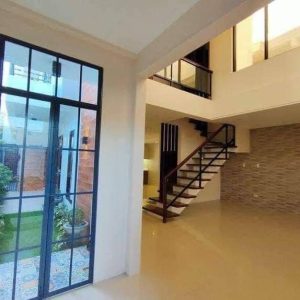 Modern Luxury 4-Bedroom Two-Storey House with Pool in Diamond Subdivision, Angeles City_1666500493108