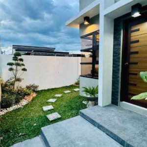 Modern Two-Storey House in Clark Manor, Dau, Pampanga96811_1253293328560130_1977393310767339820_n (Blog Photos)