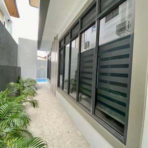 Modern and Elegant Design 5 Bedroom with Swimming Pool in Enclave885855