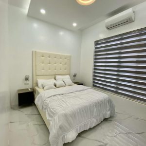 Modern and Elegant Design 5 Bedroom with Swimming Pool in Enclave905987