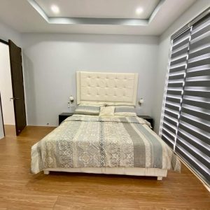 Modern and Elegant Design 5 Bedroom with Swimming Pool in Enclave934769