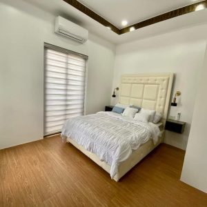 Modern and Elegant Design 5 Bedroom with Swimming Pool in Enclave943760