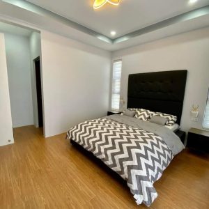 Modern and Elegant Design 5 Bedroom with Swimming Pool in Enclave953438