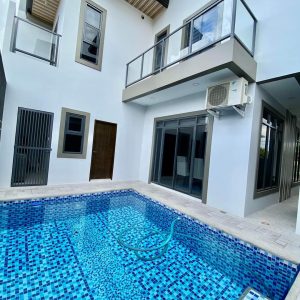 Modern and Elegant Design 5 Bedroom with Swimming Pool in Enclave958704