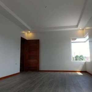 Move-In Ready - Modern Luxury 6 Bedroom Home with Pool in Secure Subdivision_3036440669934780