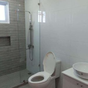 Move-In Ready - Modern Luxury 6 Bedroom Home with Pool in Secure Subdivision_504165717403863