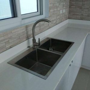 Move-In Ready - Modern Luxury 6 Bedroom Home with Pool in Secure Subdivision_606812986958272